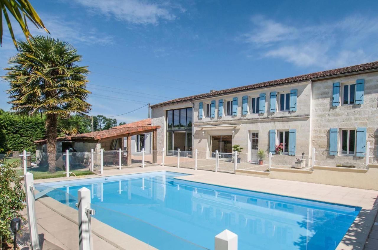 Les Cuves - Saintes Bed and Breakfast Chaniers Εξωτερικό φωτογραφία