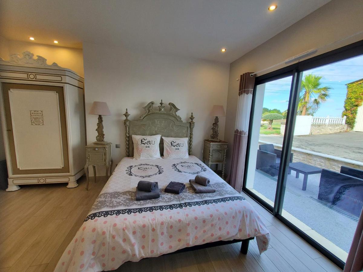 Les Cuves - Saintes Bed and Breakfast Chaniers Εξωτερικό φωτογραφία